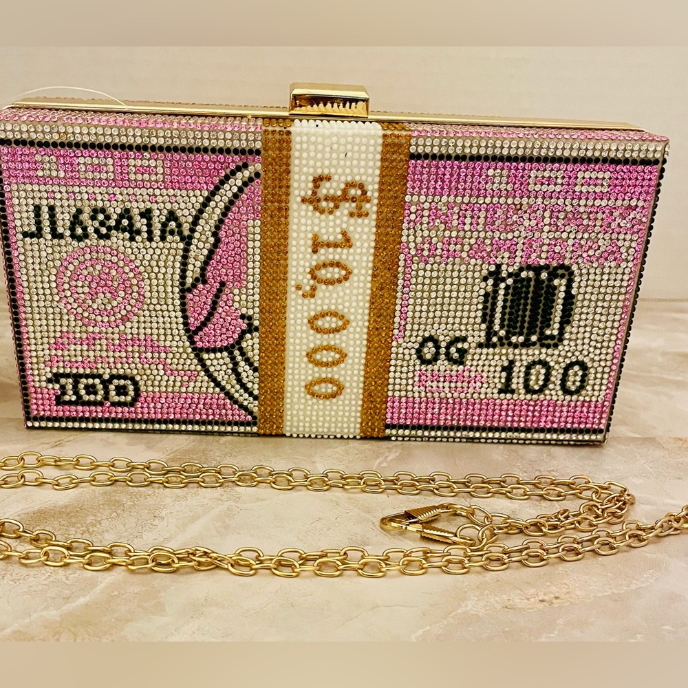 NWT full rhinestone $10000 bill clutch purse bag with 46 inch chain strap. Bling